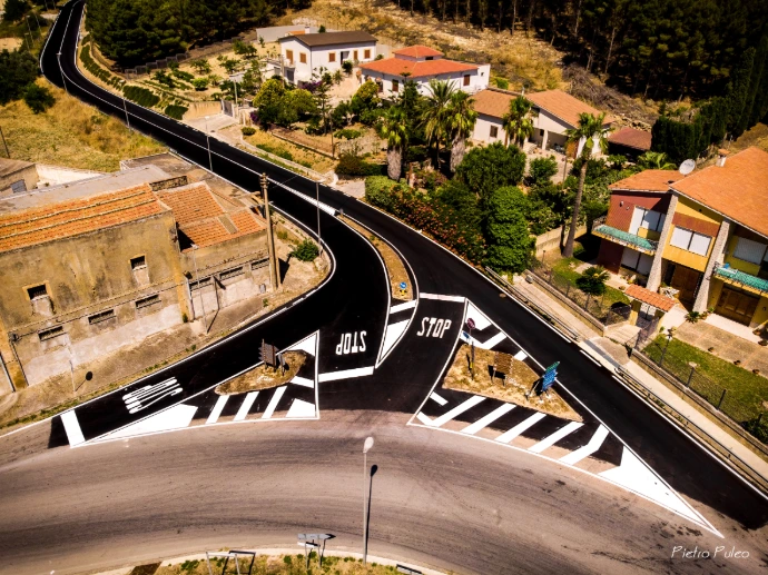 Allestimento segnaletica temporanea di cantiere stradale